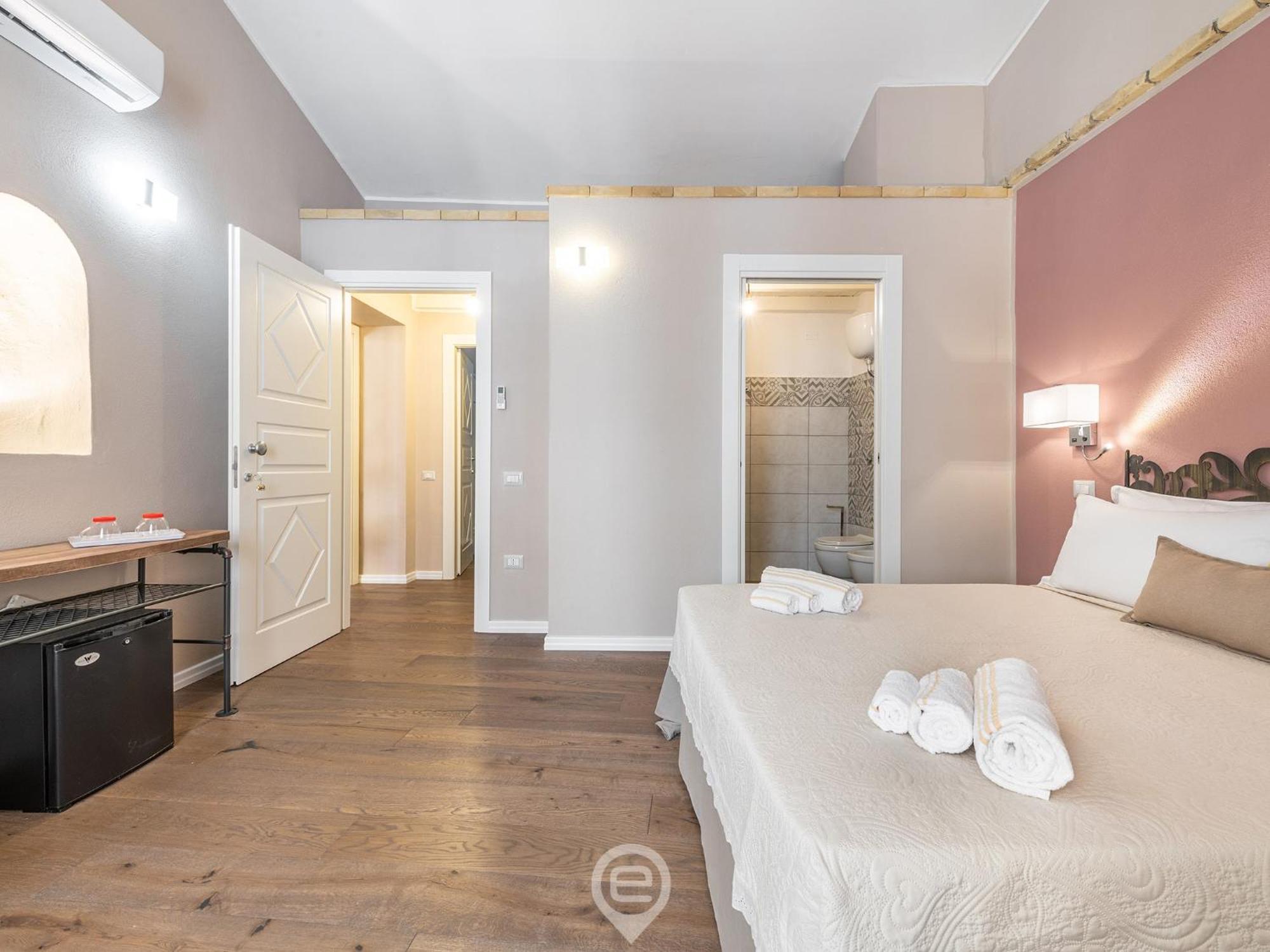 Promenade Boutique Rooms - City Centre Cagliari Ngoại thất bức ảnh